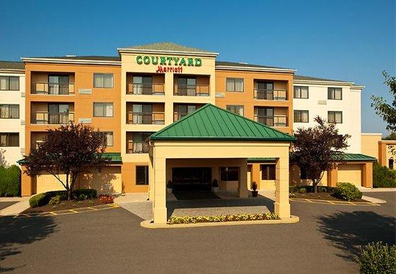 Готель Courtyard By Marriot Cranbury South Brunswick Екстер'єр фото